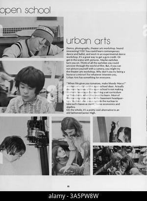 Das Jahrbuch der Marshall University, Collage, 1975, zeigt die Leistungen von Schülern, Lehrern und Sportmannschaften sowie wichtige Schulveranstaltungen von 1974 bis 1975. Stockfoto