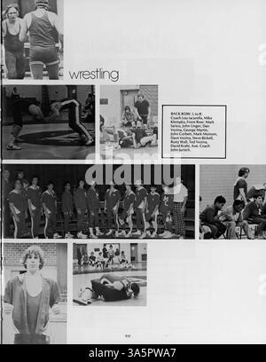 In dieser Ausgabe 1975 des Collage Jahrbuchs der Marshall University werden Studenten, Vereine, Dozenten, Leichtathletik und Veranstaltungen aus dem Schuljahr 1974-1975 vorgestellt. Stockfoto