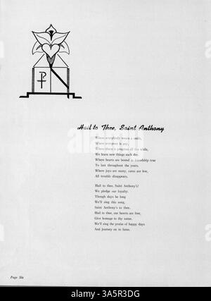 Das Paduanische Jahrbuch der St. Anthony High School, 1947, erfasst die Schüler, Lehrkräfte, Leichtathletik, Clubs und Veranstaltungen des Schuljahres 1946-1947. Stockfoto
