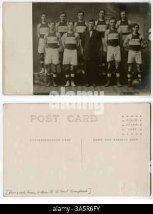 Die Männer-Basketballmannschaft des Carleton College aus dem Jahr 1910 posiert für ein Gruppenfoto. Das Bild wurde aus dem Sammelalbum Luther B. Gilbert entfernt. Stockfoto