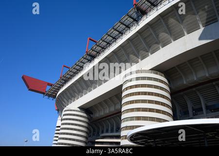 Nahaufnahme des Stadions San Siro (Stadio Giuseppe Meazza) – Mailand, Italien – 04. März 2025 Stockfoto