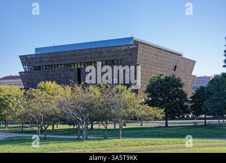 National Museum of African American History and Culture, 1400 Constitution Avenue NW in der National Mall, manchmal auch „The Blacksonian“ genannt. Stockfoto
