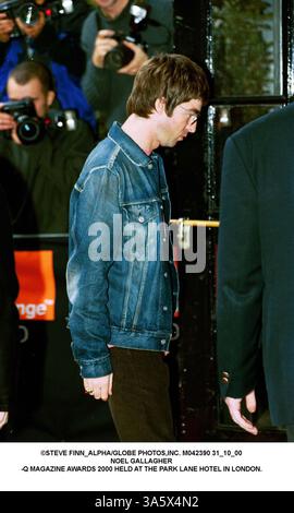 OKTOBER 31, 2000 - LONDON, GROSSBRITANNIEN - Â STEVE FINN ALPHA/ M042390 31 10 00.NOEL GALLAGHER.-Q MAGAZINE AWARDS 2000 IM PARK LANE HOTEL IN LONDON. (Kreditbild: © Globe Photos/ZUMAPRESS.com) Stockfoto