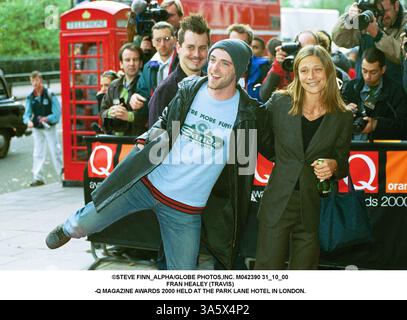 OKTOBER 31, 2000 - LONDON, GROSSBRITANNIEN - Â STEVE FINN ALPHA/ M042390 31 10 00.FRAN HEALEY (TRAVIS).-Q MAGAZINE AWARDS 2000 IM PARK LANE HOTEL IN LONDON. (Kreditbild: © Globe Photos/ZUMAPRESS.com) Stockfoto