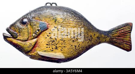 2. Januar 2008: Duluth's Dave Perkins, 73, schnitzt und malt Köder, darunter verschiedene Fischköder. (Derek Montgomery/Duluth News-Tribune/MCT) (Bild: © Derek Montgomery/MCT/ZUMAPRESS.com) Stockfoto