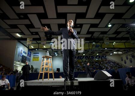 10. Juli 2008: Der demokratische Präsidentschaftskandidat Barack Obama, D-Ill., spricht am Donnerstag, 10. Juli 2008 in Fairfax, Virginia. (Chuck Kennedy/MCT) (Bild: © Chuck Kennedy/MCT/ZUMAPRESS.com) Stockfoto