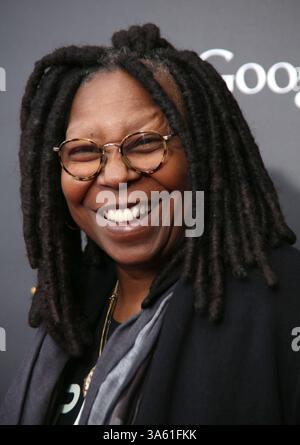 17. November 2014, New York, New York, USA: WHOOPI GOLDBERG bei „The Imitation Game“ US-Premiere im Ziegfeld Theater. (Foto: © Sonia Moskowitz/ZUMA Wire) Stockfoto