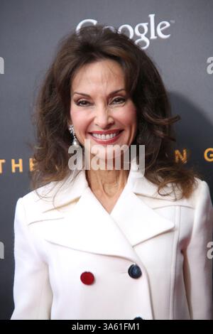 17. November 2014 - New York, New York, USA - „The Imitation Game“ US-Premiere. Das Ziegfeld Theater, NYC. November 2014.Fotos von , Photos Inc 2014.SUSAN LUCCI(Kreditbild: © Sonia Moskowitz/Globe Photos/ZUMA Wire) Stockfoto
