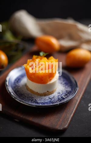 Mayongchid oder marian Pflaumenkäsekuchen Stockfoto