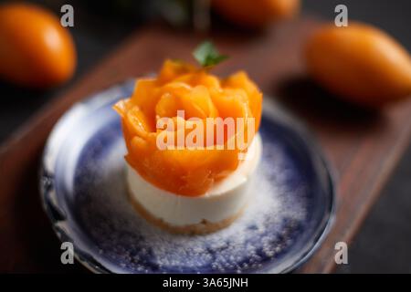 Mayongchid oder marian Pflaumenkäsekuchen Stockfoto
