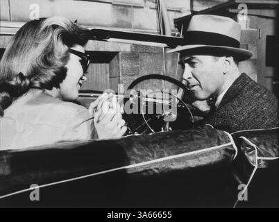 März 2014: James Stewart und Lee Remick, am Set des Films, Anatomy of a Murder, 1959 (Bild: © Glasshouse/ZUMA Wire) Stockfoto