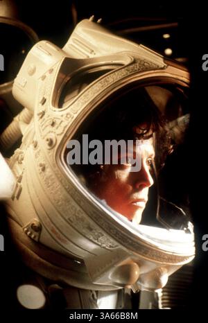 1. August 1979; London, UK; SIGOURNEY WEAVER stars wie Ripley in der Sci-Fi-Thriller "Alien: The Directors Cut" unter der Regie von Ridley Scott. Stockfoto