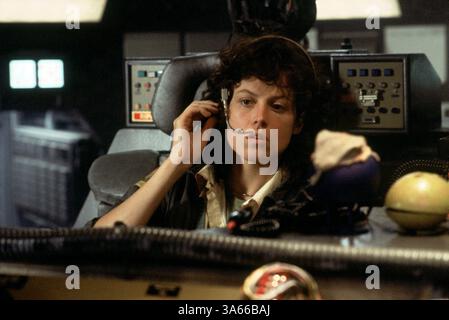 19. August 1979; London, UK; SIGOURNEY WEAVER stars wie Ripley in der Sci-Fi-Thriller "Alien: The Directors Cut" unter der Regie von Ridley Scott. Stockfoto