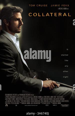 Erscheinungsdatum: 6. August 2004. FILMTITEL: Sicherheiten. STUDIO: Paramount Pictures. PLOT: Ein Taxifahrer findet sich die Geisel eine ansprechende Auftragskiller wie er seine Runden von Treffer zu Treffer in einer Nacht in La macht. Er muss einen Weg, sich selbst und ein letztes Opfer retten finden. Im Bild: TOM CRUISE als Vincent. Stockfoto