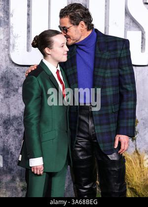 HOLLYWOOD, LOS ANGELES, KALIFORNIEN, USA - 24. MÄRZ: Bella Ramsey und Pedro Pascal kommen zur Los Angeles Premiere der HBO Original Series 'The Last of US' Staffel 2 im TCL Chinese Theatre IMAX am 24. März 2025 in Hollywood, Los Angeles, Kalifornien, USA. (Foto: Xavier Collin/Image Press Agency) Stockfoto