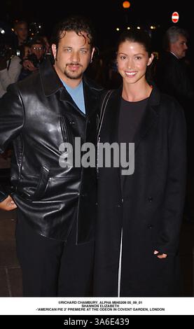 5. September 2001 - London, Großbritannien - Â ©RICHARD CHAMBURY ALPHA M045208 05 09 01.SHANNON ELIZABETH.-'AMERICAN PIE 2' PREMIERE IM ODEON IN COVENT GARDEN, LONDON(Kreditbild: © Globe Photos/ZUMAPRESS.com) Stockfoto