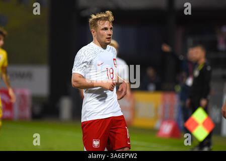 NIECIECZA, POLEN - 21. MÄRZ 2025: Freundschaftsspiel unter 20 Elite League Polen gegen Rumänien 1:0. Auf Foto Kacper Duda (18). Stockfoto