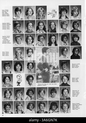 Das Jahrbuch der Hubert Olson Junior High School 1978 zeigt eine Reihe von Schüleraktivitäten, Clubs, Leichtathletik und unvergesslichen Momenten aus dem Schuljahr 1977-1978. Stockfoto