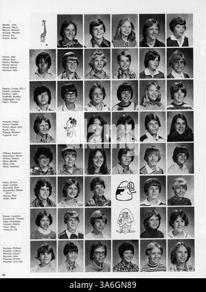 Das Hubert Olson Junior High School Yearbook von 1978 fängt den Geist des Schuljahres ein und berichtet über Veranstaltungen, Studenten, Dozenten und außerschulische Lehrpläne während des Jahres 1977-1978. Stockfoto