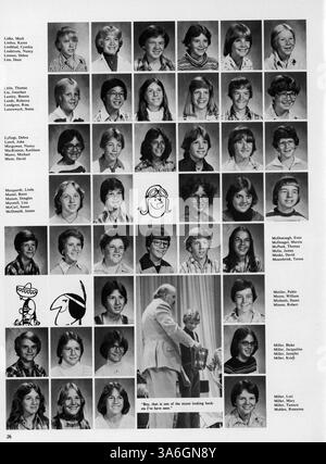 Das Jahrbuch der Hubert Olson Junior High School 1978 beleuchtet die Schüler, Vereine, Sport und Veranstaltungen, die das Schuljahr 1977-1978 geprägt haben. Stockfoto