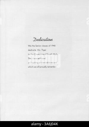 Dieses Jahrbuch der South High 1948, 'Tiger', dokumentiert die Studenten, Vereine, Leichtathletik, und bedeutende Ereignisse aus dem Schuljahr 1947-1948, mit Schwerpunkt auf afroamerikanischer Geschichte. Stockfoto