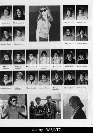 Das 1984 South View Jr. High Yearbook bietet einen Einblick in das Schuljahr mit Berichten über Sportveranstaltungen, Vereinsaktivitäten, akademische Leistungen und bemerkenswerte Highlights von Schülern und Lehrern. Stockfoto