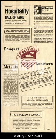 Das Bankett-Mittagsmenü 1976 von Charlie's Cafe Exceptionale bietet eine Vielzahl von Angeboten, darunter heiße Sandwiches, Desserts, Hors d'oeuvres und Hauptgerichte zum Mittagessen. Das Menü ist zweifach gestaltet, mit gedruckten Bewertungen und Auszeichnungen auf der Vorderseite, die den renommierten Status des Restaurants widerspiegeln. Stockfoto