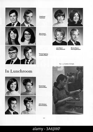 Dieses Jahrbuch von 68 Wahian Washburn aus dem Jahr 1968 enthält eine detaillierte Darstellung des Schülerlebens, des Sports, der Vereine und wichtiger Ereignisse aus dem Schuljahr 1967-1968 an der Washburn High School. Es betont den positiven Einfluss afroamerikanischer Schüler auf die Kultur der Schule. Stockfoto