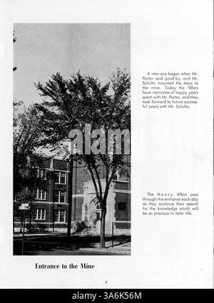 Dieses Jahrbuch 1949 der Patrick Henry High School erfasst die Erfahrungen von Schülern, Lehrern und Aktivitäten während des Schuljahres 1948-1949. Stockfoto