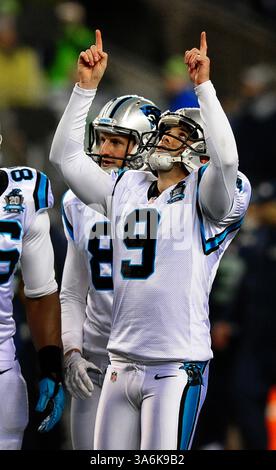 10. Januar 2015 - Seattle, WA, USA - der Carolina Panthers-Kicker Graham Gano (9) feiert sein 35-Yard-Field-Tor gegen die Seattle Seahawks während des zweiten Quartals in der NFC Division Playoff Action im CenturyLink Field in Seattle am Samstag, 10. Januar 2015. (Abbildung: © Jeff SINER/TNS/ZUMA Wire) Stockfoto