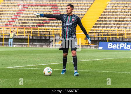 Bogota, Kolumbien. März 2025. BetPlay Dimayor League Spiel zwischen Bogota F.. C und Patriotas in Bogota, Colombias Techo Stadion, 24. März 2025. Foto: Sergio Ramirez Lesmes/Long Visual Press Credit: Long Visual Press/Alamy Live News Stockfoto