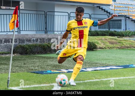 Bogota, Kolumbien. März 2025. BetPlay Dimayor League Spiel zwischen Bogota F.. C und Patriotas in Bogota, Colombias Techo Stadion, 24. März 2025. Foto: Sergio Ramirez Lesmes/Long Visual Press Credit: Long Visual Press/Alamy Live News Stockfoto