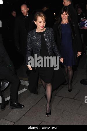 Februar 2015 - London, England, Vereinigtes Königreich - Kristin Scott Thomas nimmt an der Charles Finch & Chanel Pre BAFTA Party bei Annabel's Teil (Kreditbild: © Ferdaus Shamim/ZUMA Wire) Stockfoto