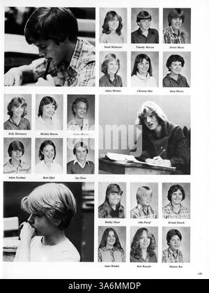 Das Geweih Jahrbuch 1980 der Minnehaha Academy dokumentiert die Schüler, Lehrer, Leichtathletik, Vereine und Veranstaltungen des akademischen Jahres 1979-1980. Die Seiten 55, 56 und 59-62 fehlen. Stockfoto