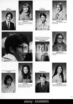 Dieses 1980 geweihte Jahrbuch der Minnehaha Academy dokumentiert die Schüler, Lehrer, Leichtathletik und Vereine aus dem Schuljahr 1979-1980. Die Seiten 55, 56 und 59-62 fehlen. Stockfoto