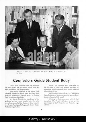 Dieses Jahrbuch der Edina-Morningside High School dokumentiert die Ereignisse, Studenten, Lehrkräfte und Aktivitäten des Schuljahres 1962-1963. Stockfoto