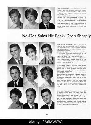 Das Whigrean Jahrbuch 1963 der Edina-Morningside High School dokumentiert die Schülerschaft, die Lehrkörper, die Sportprogramme und außerschulische Aktivitäten des akademischen Jahres 1962-1963 in Edina, Minnesota. Stockfoto