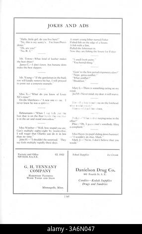 Diese Ausgabe des Jahrbuchs „The Cardinal“ von der East High School aus dem Jahr 1922 behandelt die Schüler, Lehrer, Leichtathletik und die wichtigsten Veranstaltungen des Schuljahres 1921-1922 in Minneapolis. Stockfoto