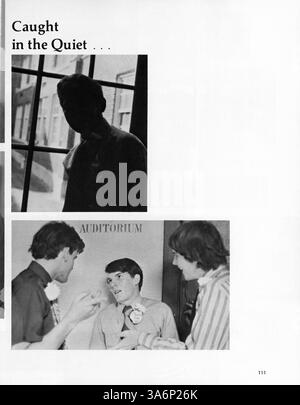 Das Jahrbuch 1972 der Patrick Henry High School dokumentiert das Schuljahr 1971-1972, wobei die Leistungen der Schüler, Vereine, Leichtathletik, Lehrkräfte, und afroamerikanische Geschichte. Stockfoto