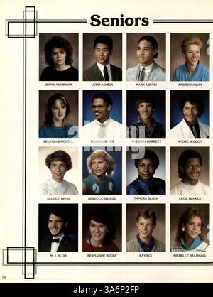Die Ausgabe 1987 des Jahrbuchs der North High dokumentiert die Schüler, Lehrer, Vereine, Leichtathletik und Schulveranstaltungen aus dem akademischen Jahr 1986-1987. Seiten 81-96 fehlen. Stockfoto