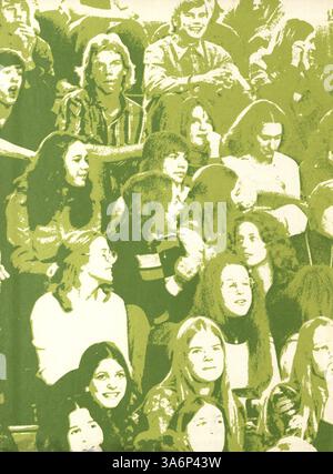 Die Ausgabe 1973 des Echowan Jahrbuchs der St. Louis Park High School zeigt die Schüler, Lehrer, Clubs und Veranstaltungen, die das Schuljahr 1972-1973 bildeten. Dieses Jahrbuch erfasst wichtige Momente in der Geschichte der Schule. Stockfoto