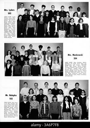 Die Ausgabe 1966 des Polaris Jahrbuchs von North High bietet einen Überblick über das Leben der Schüler, Schulveranstaltungen, Leichtathletik, Vereine und akademische Leistungen im akademischen Jahr 1965-1966. Es umfasst eine besondere Anerkennung afroamerikanischer Schüler und ihrer Beiträge zur Schulgemeinschaft. Stockfoto