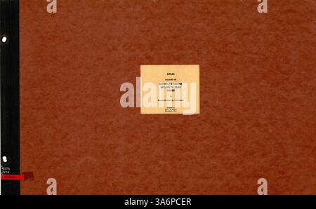 Dieser umfassende atlas bietet detaillierte Karten der Dörfer Brooklyn Center, Brooklyn Park und Osseo im Hennepin County. Es umfasst Grundstückseigentum, Streckenabschnitte, Eisenbahnstrecken und Indexkarten für jedes Gebiet, die wertvolle geografische und historische Einblicke für die lokale Forschung und Planung bieten. Stockfoto