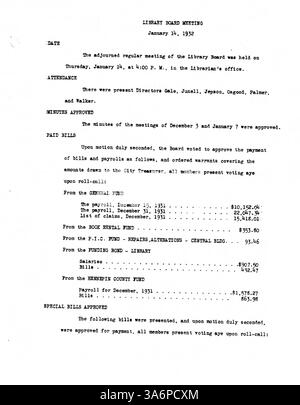 Das Sitzungsprotokoll des Verwaltungsrats der Minneapolis Public Library 1932 beschreibt wichtige Entscheidungen über den Betrieb, die Finanzen und die strategische Planung der Bibliothek während eines schwierigen Jahres. Stockfoto