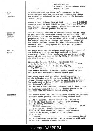 Diese Sitzungsprotokolle aus dem Jahr 1965 dokumentieren die Entscheidungen des Verwaltungsrats der öffentlichen Bibliothek von Minneapolis über Bibliothekspolitik, -Dienste und -Engagement während dieses Zeitraums. Stockfoto