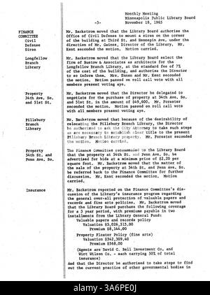 In den 1965 Minuten des Verwaltungsrats der öffentlichen Bibliothek von Minneapolis werden die wichtigsten Entscheidungen beschrieben, die sich auf den Bibliotheksbetrieb, die Governance und die Erbringung öffentlicher Dienstleistungen in der Gemeinde auswirken. Stockfoto