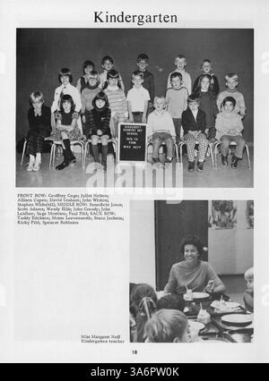 Das Jahrbuch der Highcroft Country Day School 1973 enthält Aufzeichnungen über die Schüler, Lehrkräfte, außerschulische Aktivitäten und Schulveranstaltungen vor der Fusion mit Blake Schools. Stockfoto