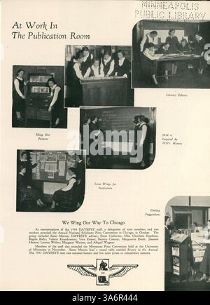 In diesem Jahrbuch der St. Margaret's Academy werden die Aktivitäten der Schule, die Leichtathletik, die Schüler und die Lehrkräfte während des Schuljahres 1933-1934 erfasst. Stockfoto