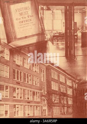 Dieses Jahrbuch der South High School dokumentiert das akademische Jahr 1948-1949, einschließlich Studentenclubs, Sportmannschaften und akademischen Veranstaltungen. Es spiegelt den Beitrag afroamerikanischer Schüler zum sozialen, akademischen und kulturellen Umfeld der Schule während dieser Zeit wider. Stockfoto