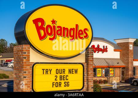 Das berühmte Chicken 'n Biscuits Fast Food Restaurant von Bojangles in Snellville, Georgia, östlich von Atlanta. (USA) Stockfoto